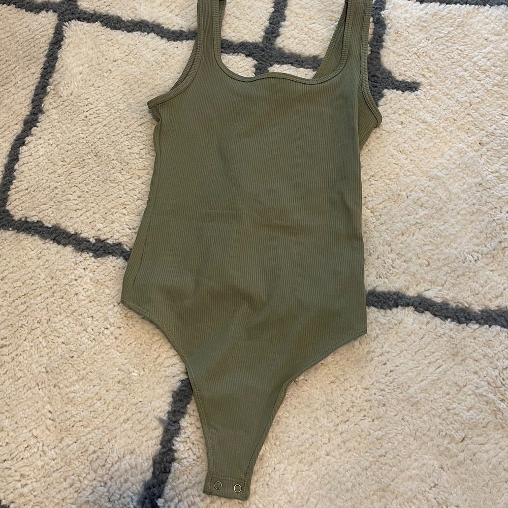 Squareneck Bodysuit